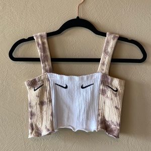 Nike Tube Sock Crop Top Tank Top Bra